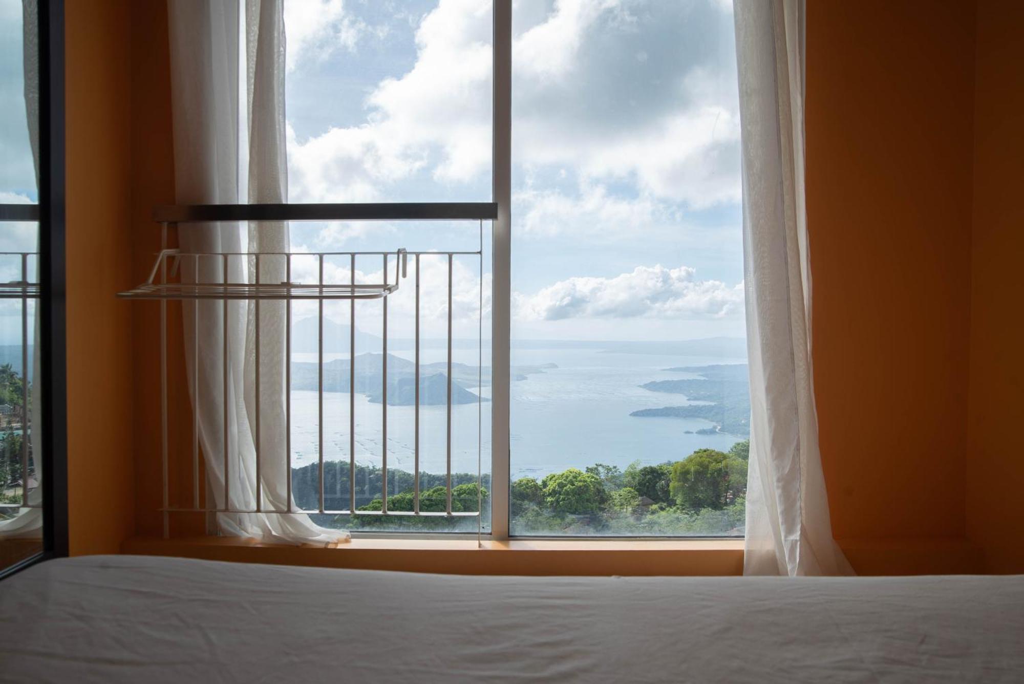 Wind Residences For Rent - Luiice Tagaytay City Buitenkant foto